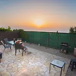 Lefkas *