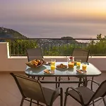 Lefkas *
