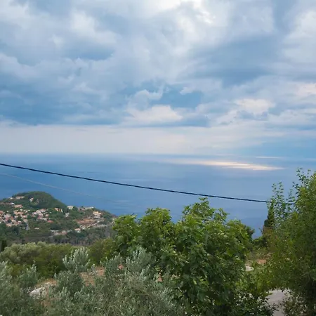 Lefkas *